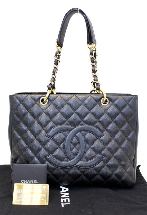 chanel tote caviar